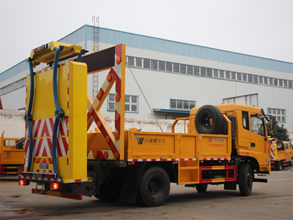 東風(fēng)K6防撞緩沖車(chē)