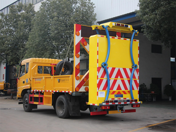 東風(fēng)K6防撞緩沖車(chē)